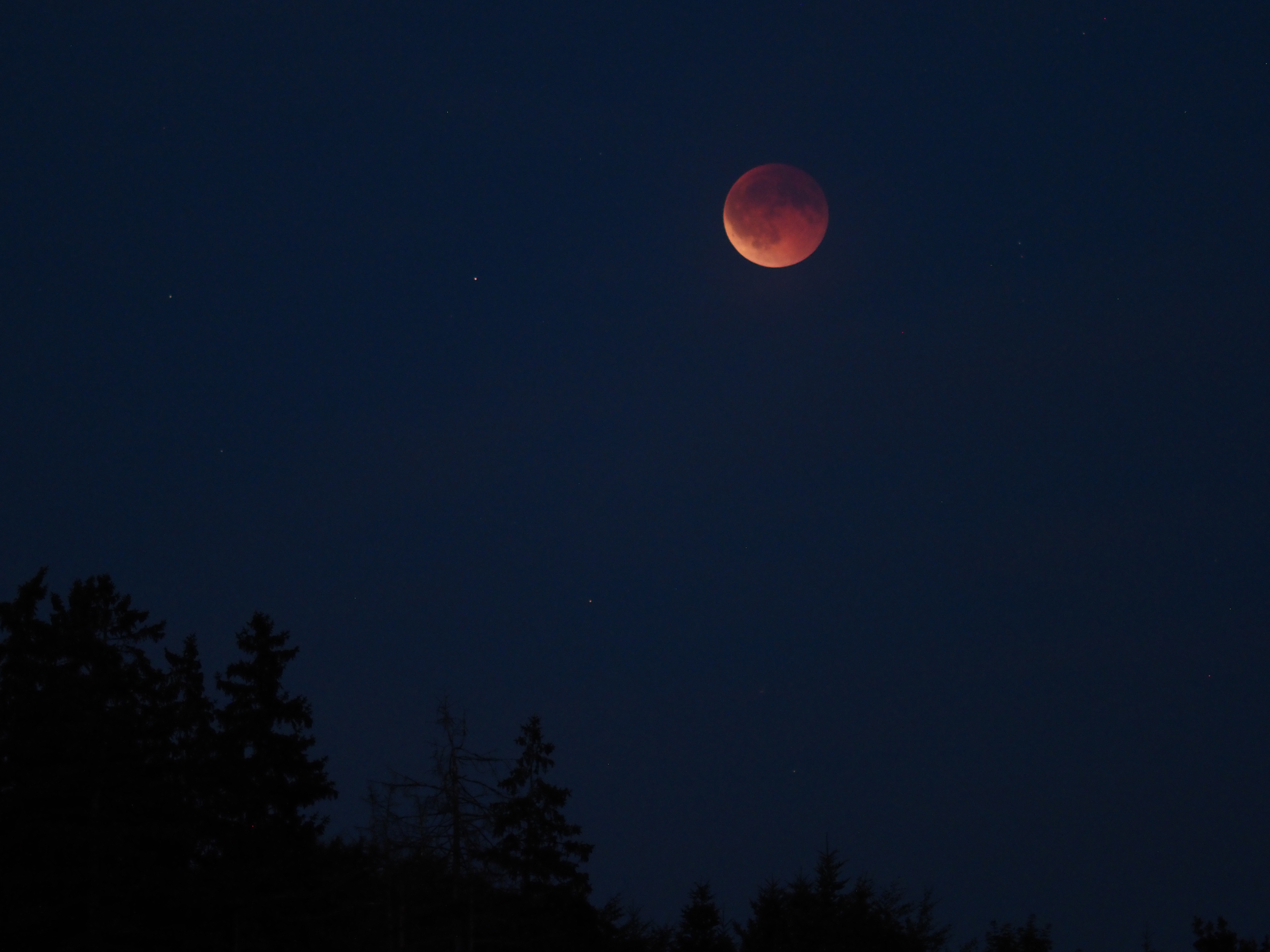 Totale Mondfinsternis 07.09.2025 20h36 MESZ